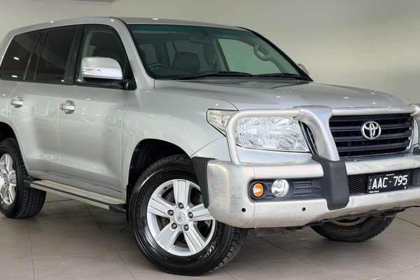 2013 Toyota Landcruiser
