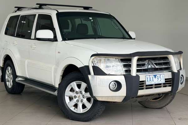 2009 Mitsubishi Pajero