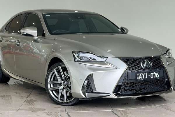 2019 Lexus IS